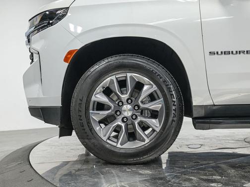 2023 Chevrolet Suburban LS