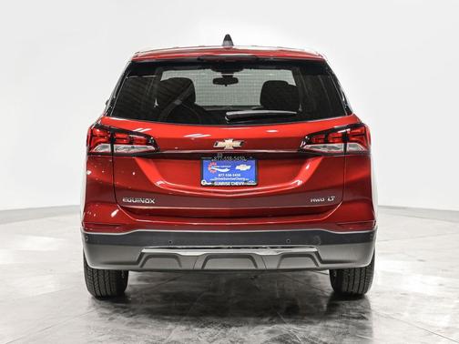 Radiant Red Tintcoat 2023 Chevrolet Equinox 1LT