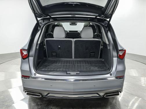 Lunar Silver Metallic 2022 Acura MDX Technology Package