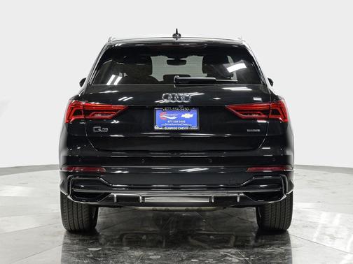 2021 Audi Q3 45 S line Premium