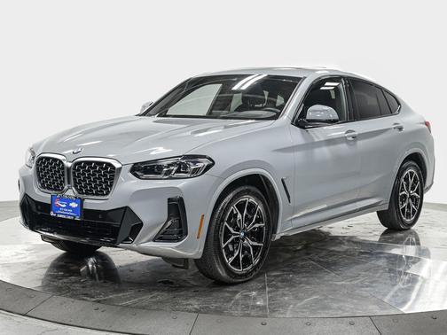 2025 BMW X4 xDrive30i