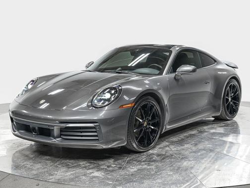 2020 Porsche 911 Carrera