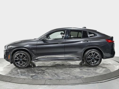 2022 BMW X4 xDrive30i