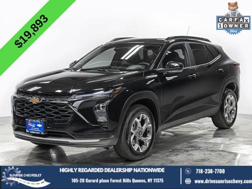 Mosaic Black Metallic 2024 Chevrolet Trax LT