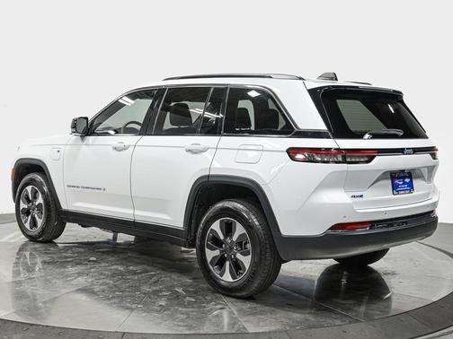 2024 Jeep Grand Cherokee 4xe Base