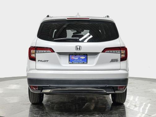2022 Honda Pilot AWD Sport