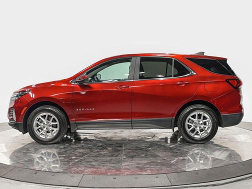 Radiant Red Tintcoat 2023 Chevrolet Equinox 1LT
