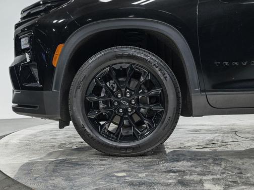 2024 Chevrolet Traverse LS