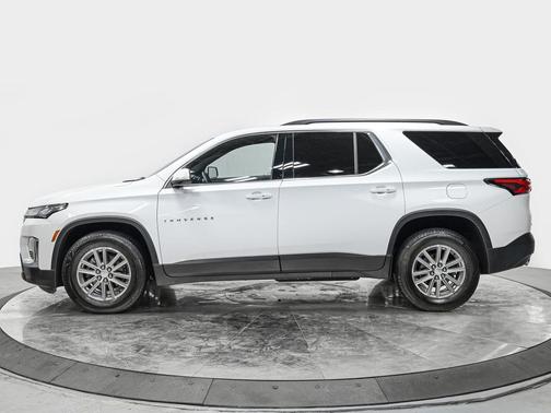 2022 Chevrolet Traverse LT Leather