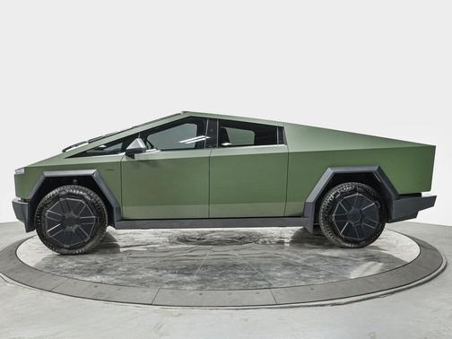 Stainless Steel 2024 Tesla Cybertruck Cyberbeast