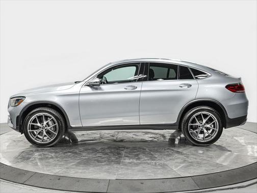 2022 Mercedes-Benz GLC 300 4MATIC Coupe