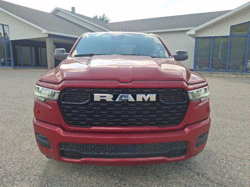 Molten Red Pearlcoat 2026 RAM 1500 Big Horn/Lone Star