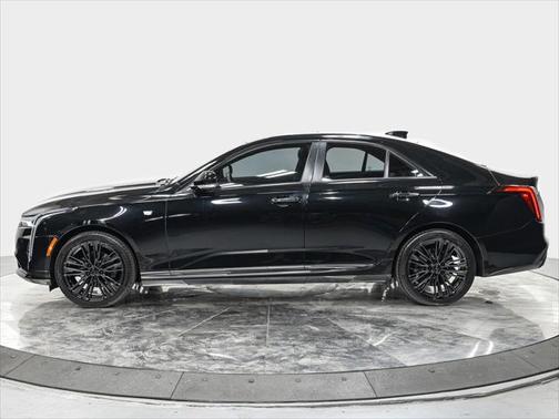 2022 Cadillac CT4 Premium Luxury