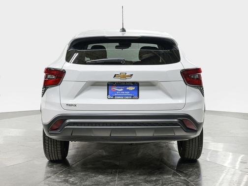 Summit White 2025 Chevrolet Trax LS