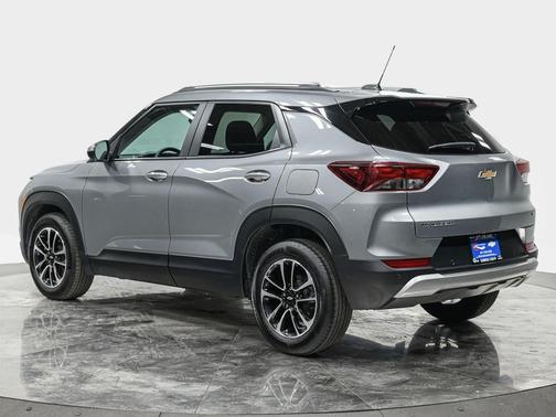 Sterling Gray Metallic 2024 Chevrolet Trailblazer LT