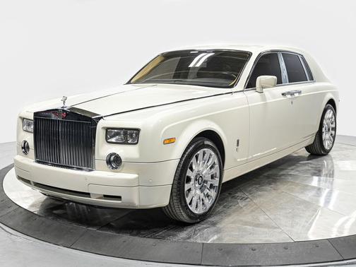 Arctic White 2004 Rolls-Royce Phantom VI