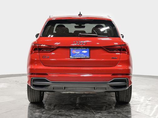 2024 Audi Q3 Premium 45 TFSI S line quattro Tiptronic