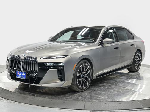 2025 BMW 740 i xDrive