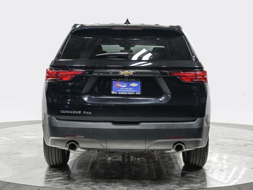 Mosaic Black Metallic 2023 Chevrolet Traverse LS