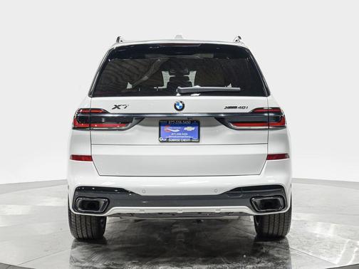 Alpine White 2026 BMW X7 xDrive40i