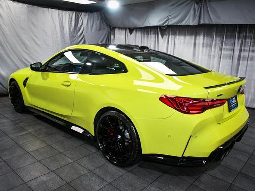 Sao Paulo Yellow 2026 BMW M4 Competition xDrive