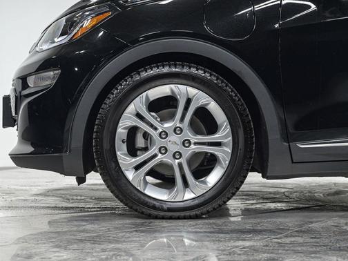 Mosaic Black Metallic 2021 Chevrolet Bolt EV FWD LT