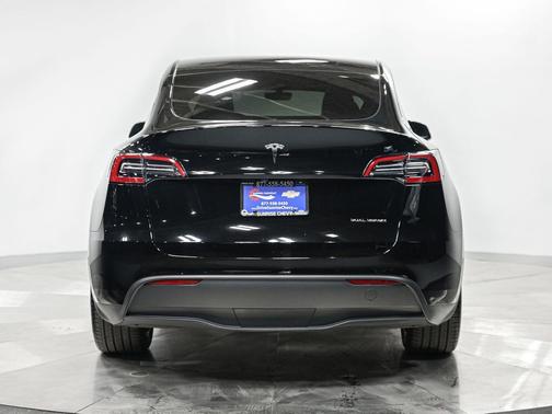 2023 Tesla Model Y Long Range Dual Motor All-Wheel Drive