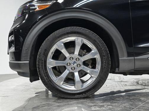 Agate Black Metallic 2020 Ford Explorer Platinum