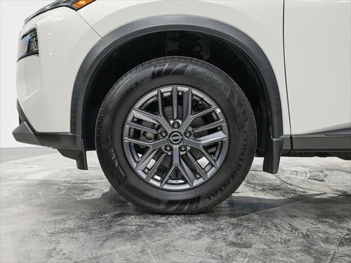 2022 Nissan Rogue S