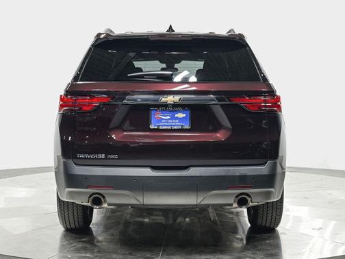 Black Cherry Metallic 2023 Chevrolet Traverse LT Cloth