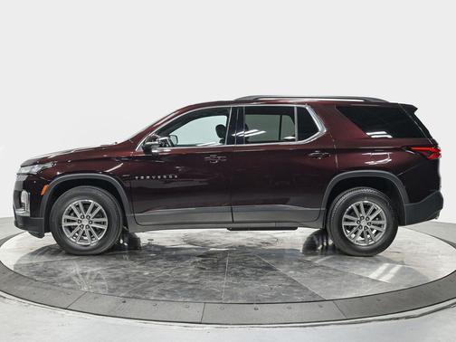 Black Cherry Metallic 2023 Chevrolet Traverse LT Cloth