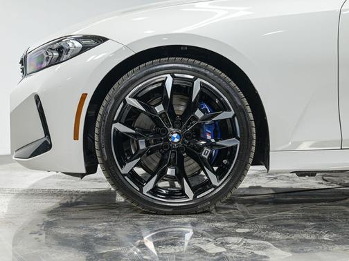 2025 BMW M340 xDrive