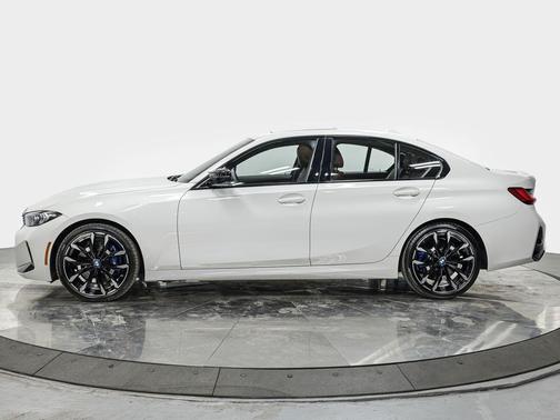 2025 BMW M340 xDrive