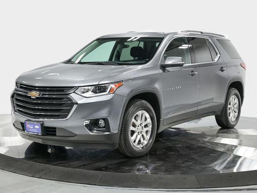 2021 Chevrolet Traverse LT Cloth