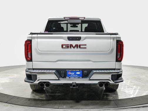 White Frost Tricoat 2019 GMC Sierra 1500 SLT