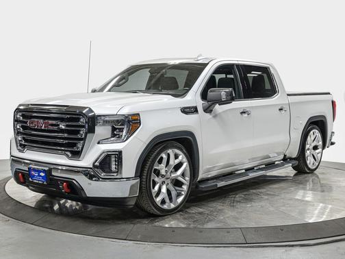 White Frost Tricoat 2019 GMC Sierra 1500 SLT