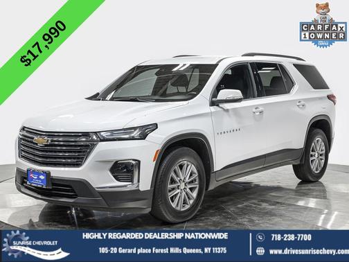 2022 Chevrolet Traverse LT Cloth
