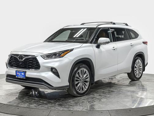 2024 Toyota Highlander Platinum