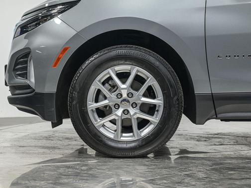 Sterling Gray Metallic 2023 Chevrolet Equinox 1LT
