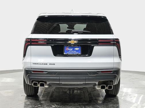 2024 Chevrolet Traverse LS