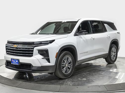 2024 Chevrolet Traverse LS