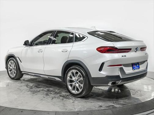 2021 BMW X6 xDrive40i
