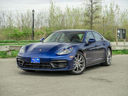 2021 Porsche Panamera Base