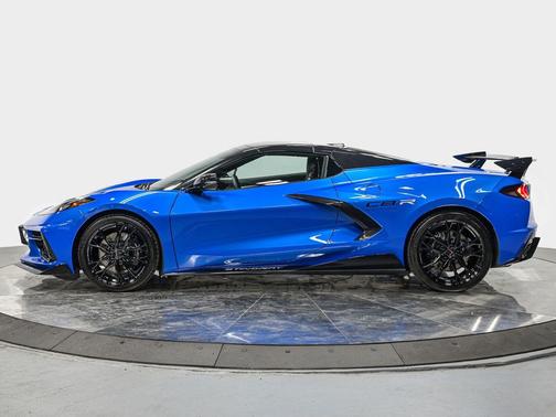 2024 Chevrolet Corvette Stingray w/2LT