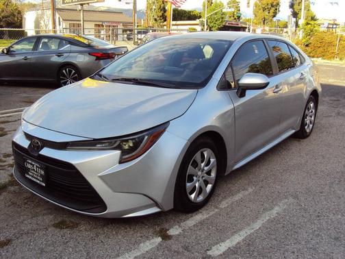 Classic Silver Metallic 2023 Toyota Corolla LE