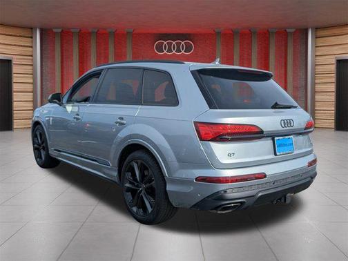2026 Audi Q7 55 Premium Plus