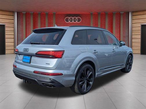 2026 Audi Q7 55 Premium Plus