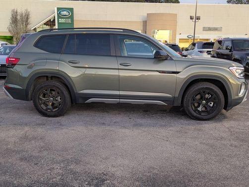 2025 Volkswagen Atlas 2.0T Peak Edition