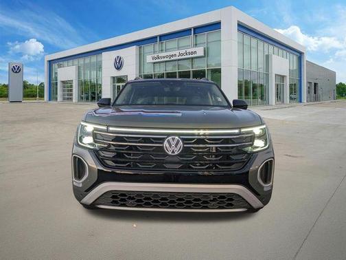 Avocado Green Pearl 2025 Volkswagen Atlas 2.0T Peak Edition
