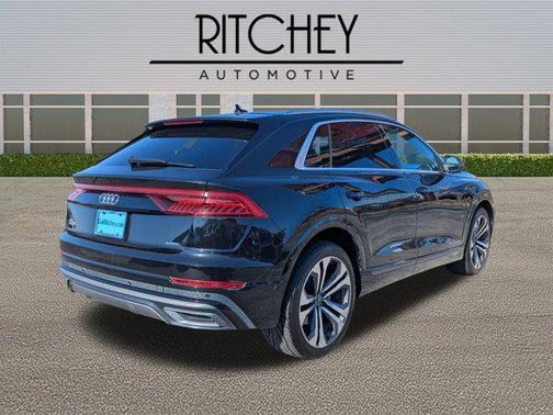 2022 Audi Q8 55 Prestige